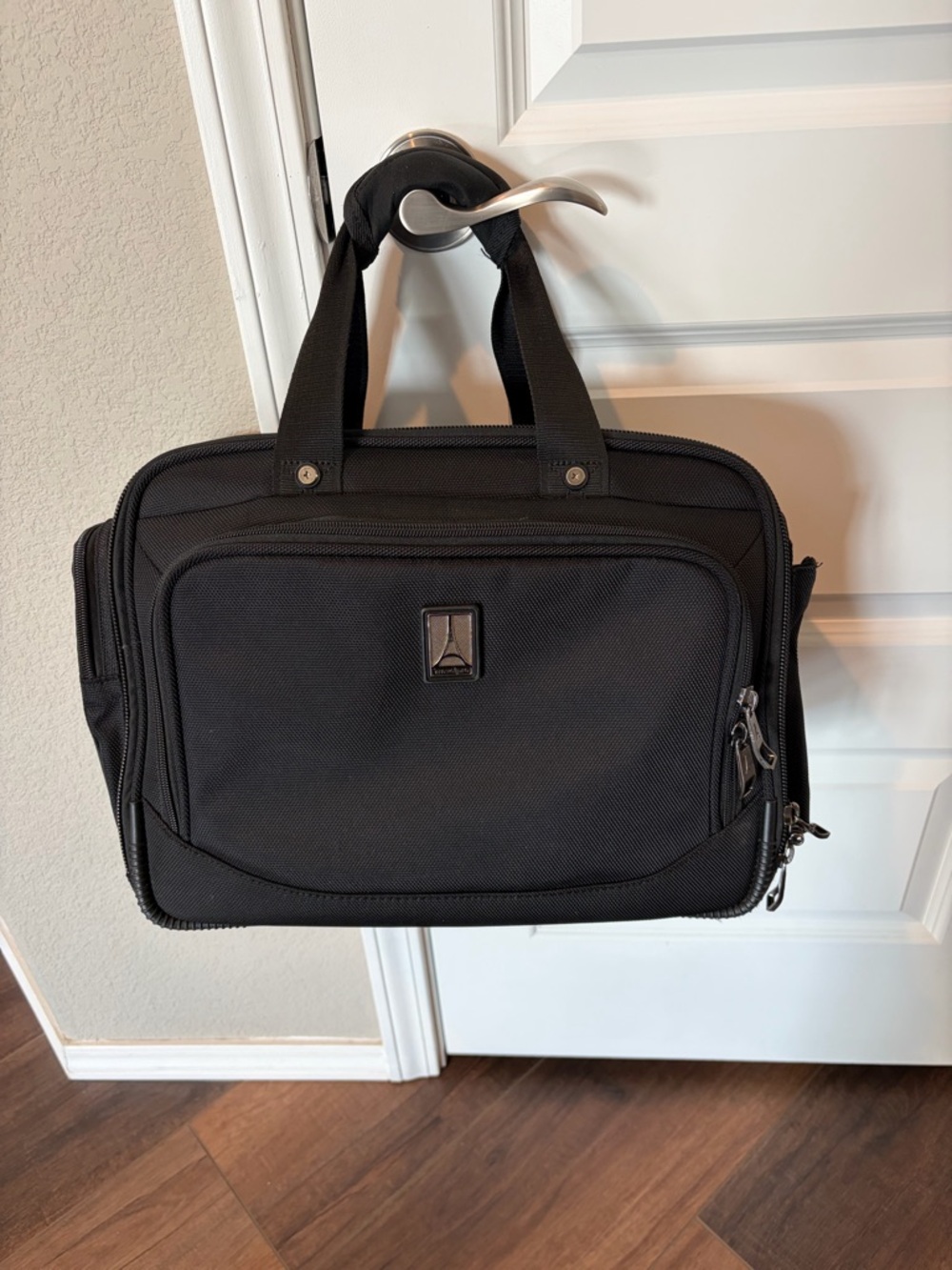 Travelpro Flightcrew5 flight tote✈️